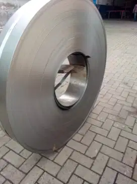 Plat coil lebar 10cm / 100mm berat 600 sampai 1000 kg