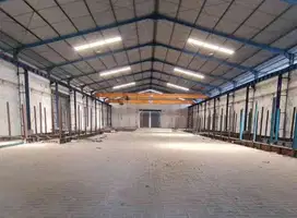 Dijual gudang di jalan utama Margomulyo Permai ..murah !