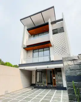 Rumah Kemang - Ampera Dijual. UNIT BARU, Private Pool, Dlm Komplek
