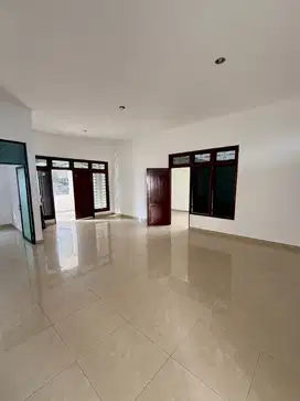 DISEWAKAN RUMAH SELANGKAH KE MERR LOKASI BARUK UTARA PONDOK NIRWANA