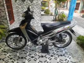 Honda karisma 2005