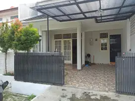Dijual rumah di  Jl.Kasuari  Bintaro sektr 9 Tangsel