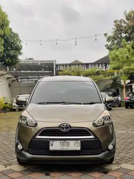 Toyota Sienta V 2017 Automatic