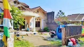 Di jual Rumah dua lantai Tanah dan Bangunan, Cibinong Pos PM