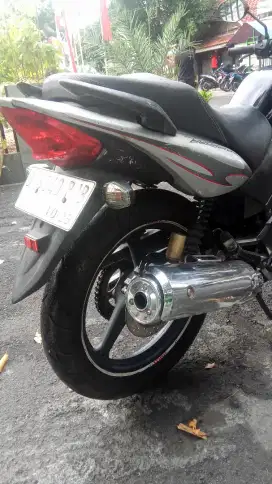 Dijual Honda Tiger revo cw THN 2007 pajak hidup surat komplit Redy