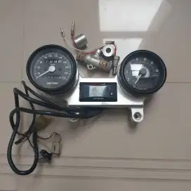 speedometer dan tachometer daytona velona 60 plus voltmeter koso