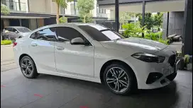 BMW 218i Gran Coupe Sport A/T (2022) Putih