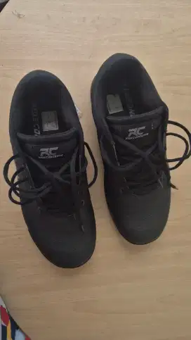 Sepatu MTB Non Cleat Ride Concept