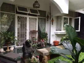Dijual rumah di Cinere