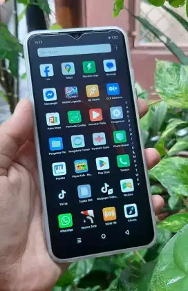 Infinix Hot 30I Ram 8+8/128 Original
Minus