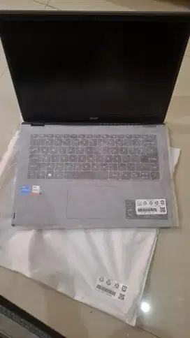 Acer Aspire 5 core i5 gen 13 like new