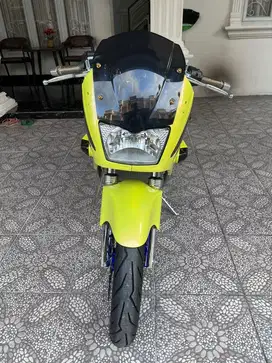 Kawasaki Ninja R