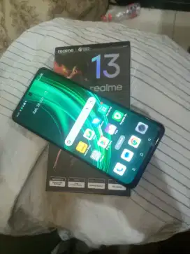 Realme 13 ram 12/256 normal semua nya minus pemakaian saja lkp