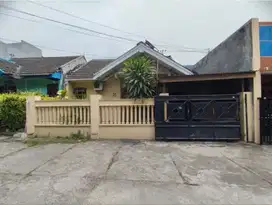 Jual Rumah Tengah Kota Siap Huni!