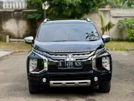 Xpander Cross Premium Package At 2020 Hitam