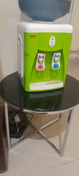 Dijual Meja Bundar Serbaguna