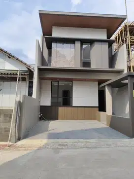 Rumah Mewah Modern Di Setraduta Bandung Dkt Setiabudi Tol Pasteur