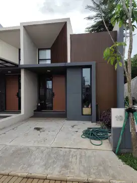 Rumah 1 lantai BSD dekat exit tol dan stasiun kereta