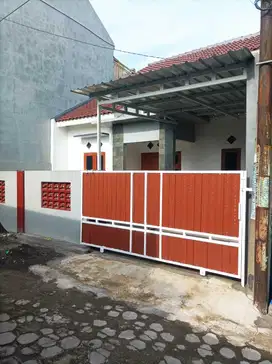 Jual Rumah minimalis colomadu solo 340jt