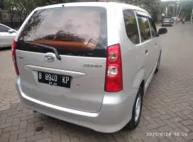 Xenia 1.3 XI mt bagus murah