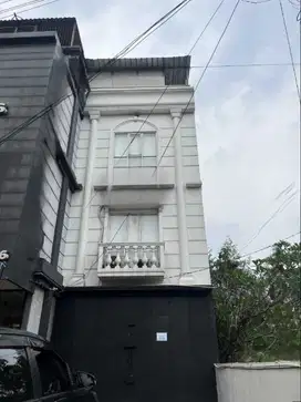 Dijual Ruko Strategis Cocok Untuk Usaha di Jl. alternatif Cibubur