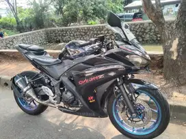 Yamaha R25 thun 2018 mesin halus jozz siap gas gan.