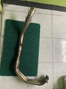 Knalpot header r25