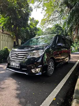 Nissan Serena 2015 Hybrid