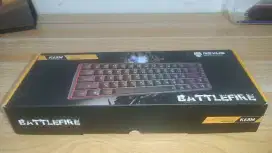Keyboard gaming ukuran pas