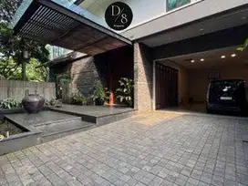 Rumah Mewah Kebayoran Baru. LT.845/LB.800. 2Lt. 3BR. Harga 108M.