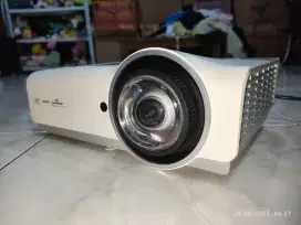Proyektor Short Throw Vivitek DX881ST Projector 3300 Lumen XGA infocus