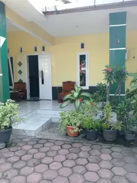 Disewakan rumah di Cilacap Selatan
