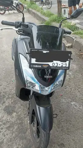 Over credit Yamaha Lexi
