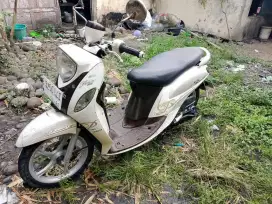 Di jual Yamaha Fino injeksi tahun2016 srt BPKB&stnk ada plt B(jakarta)