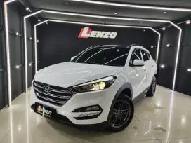 Km28rb 100%OriCat PjkBaru Tucson XG Sunroof 2016 Putih Lenzo mobil