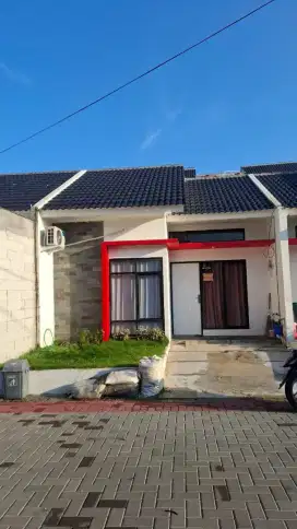 Jual rumah 1 lantai cluster triraksa 2