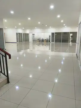 Dijual Gudang Bagus Cocok Untuk Investor di Kawasan De Primatera