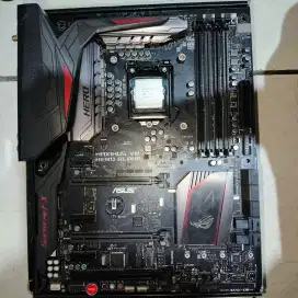 Motherboard ASUS ROG Maximus VIII Hero Alpha + Processor i7 6700