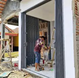 ROLLING DOOR & FOLDING GATE BARU