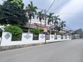 Rumah Luas Strategis Bisa Jadi Kos atau Tempat Bisnis Cinere Gandul