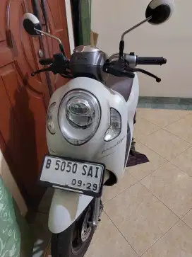 HONDA SCOOPY PRESTIGE 2024