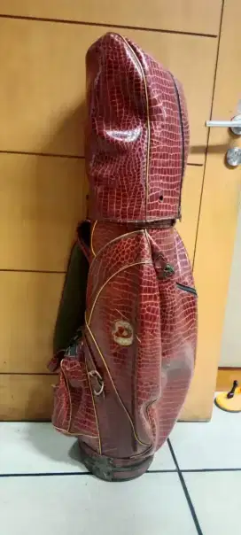 Tas Golf Kulit Crocodile Red ( Dunlop)  + Stik nya
