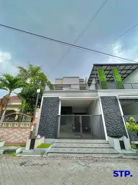 Jual cepat, Rumah 2 lantai Jemur Andayani