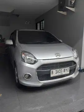 Ayla 2014 X MT warna Silver Plat B Jakarta