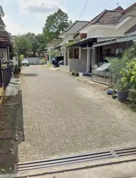 Murah dijual rumah mewah 2lantai banyumanik siap huni dekat rs hermina