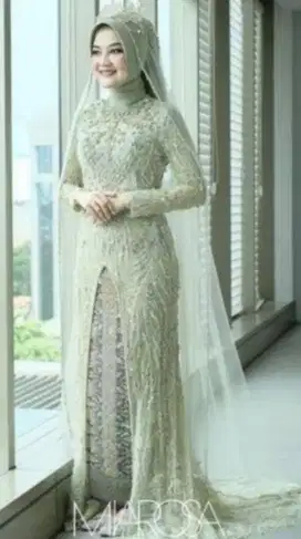 Desain dan jahit baju pengantin wanita