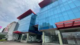 Gedung dan Gudang 4 Lantai di Cipondoh, Hanya 11 Menit ke Tol Buaran