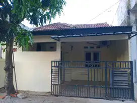 Rumah murah sudah lunas depan kampus UNPAM