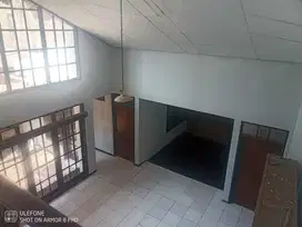 Di Jual Rumah Besar Area Cikutra Bandung