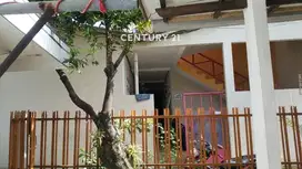 Jual Cepat Rumah Kos Strategis Depan Gandaria City